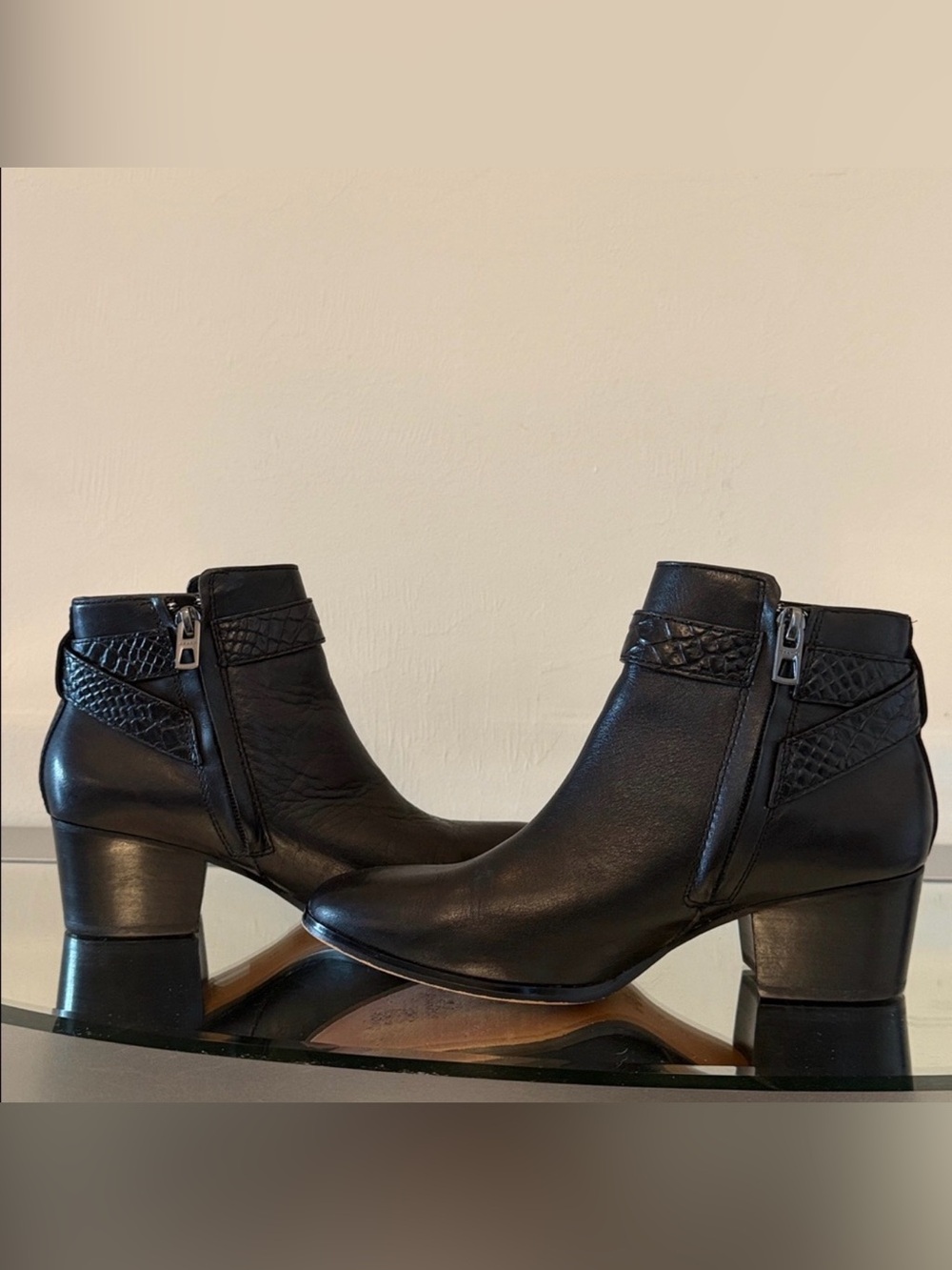 COACH Patricia Black Leather Ankle Boots Turnlock Block Heel Booties Size 6 - Picture 10 of 16